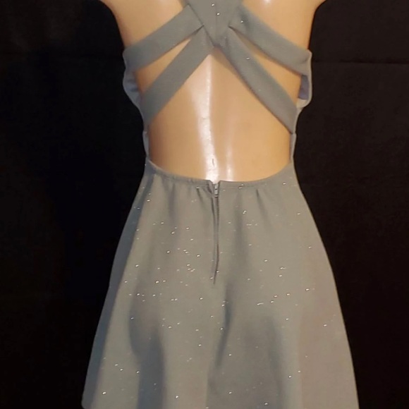 Dress - Picture 2 of 2